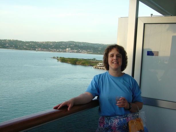 ../Images/Kristen in the deck in Montego Bay.jpg